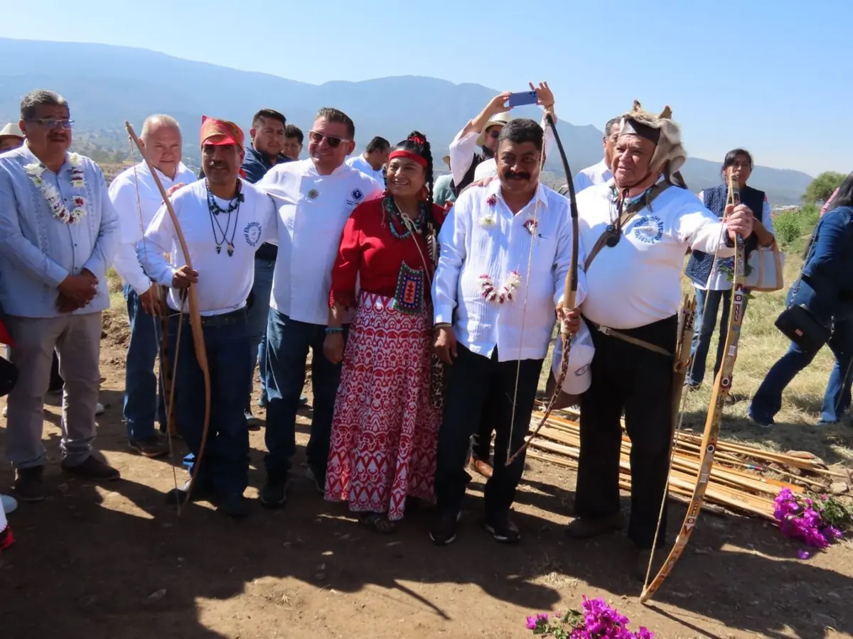 En Texcoco, se rinde homenaje al legado cultural del Rey Poeta con una ceremonia en el cerro Metecatl.