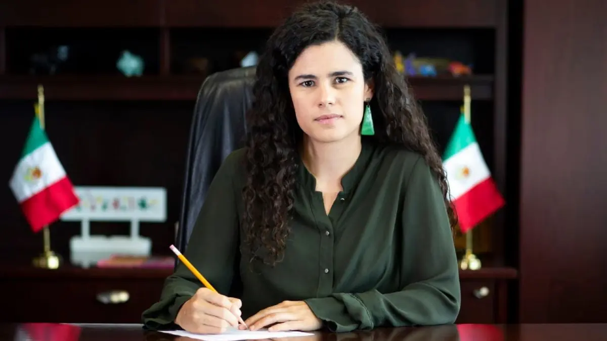 La salida de Luisa María Alcalde abre la puerta a nuevos liderazgos en el partido.