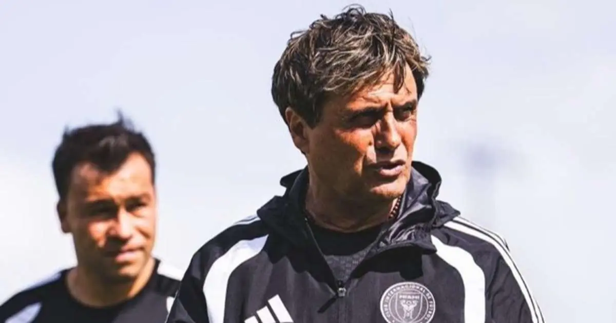 La trayectoria del entrenador destaca por su conexión con Lionel Messi y su resiliencia personal.