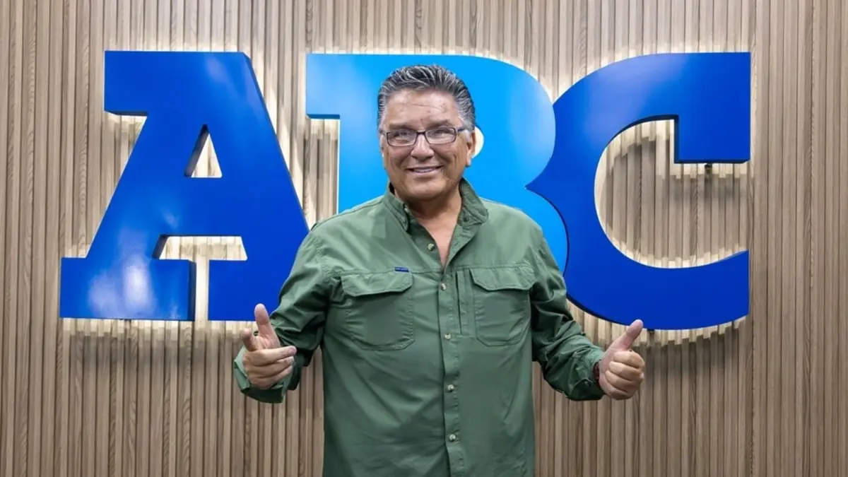 El comediante presentará un show especial para celebrar el Día de las Madres en el Auditorio Río 70.