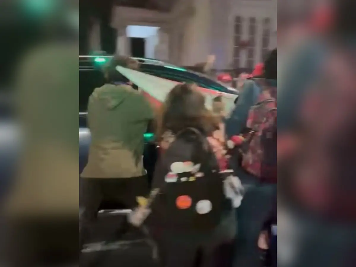 La Universidad de Costa Rica exige respeto a la manifestación pacífica tras la embestida de un conductor.