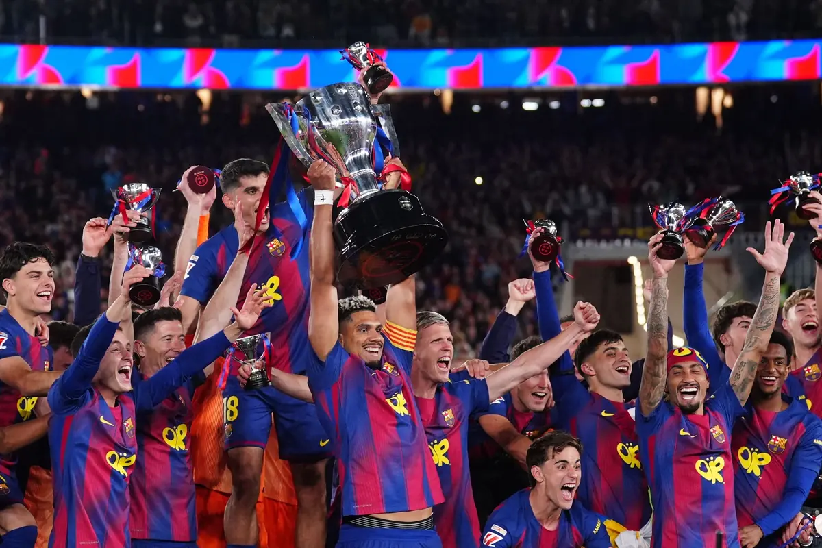 El equipo azulgrana se consagra campeón tras vencer a su eterno rival en el clásico español.