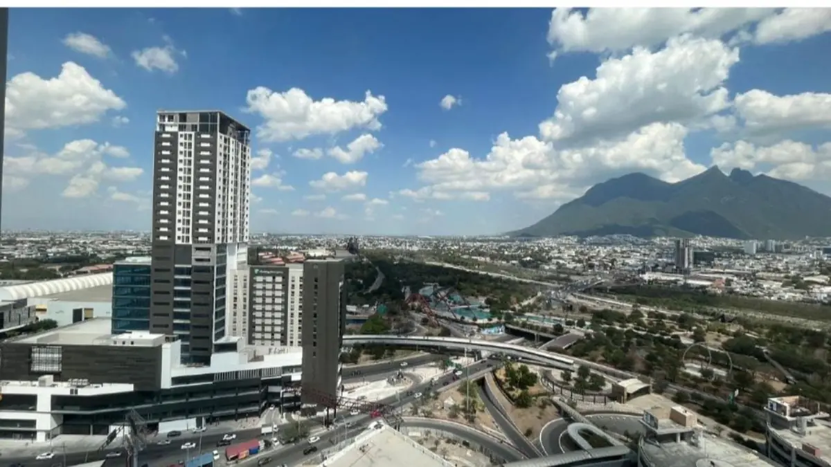 La cámara busca mejorar la convivencia entre el crecimiento urbano y económico en Nuevo León.