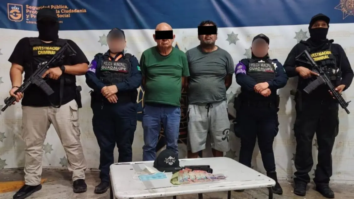 La rápida intervención de la Policía de Guadalupe evitó la fuga de los sospechosos en un robo con violencia.
