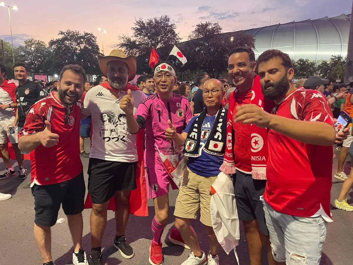 La convivencia multicultural destaca en el evento previo al milésimo partido de la Copa del Mundo.