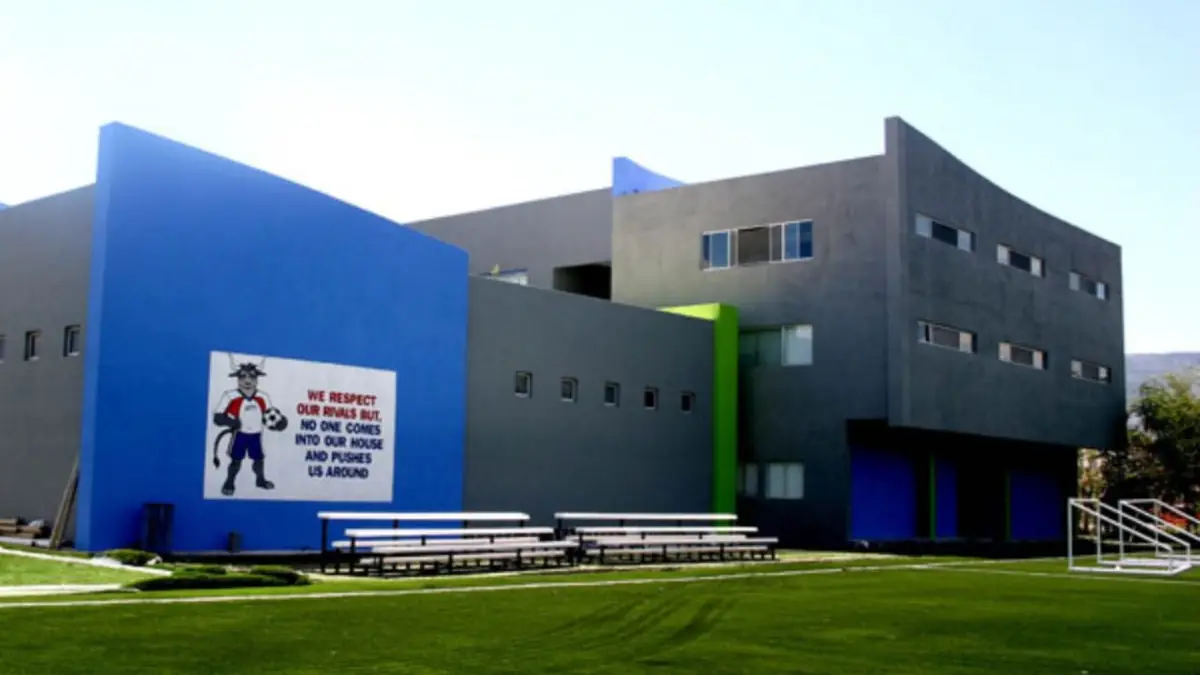 La institución reafirma que no hay evidencia de riesgo inminente tras la amenaza.