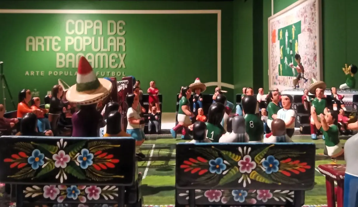 La exposición Copa de Arte Popular Banamex destaca la fusión entre cultura y deporte en Monterrey.