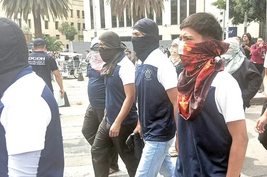La Secretaría de Seguridad Ciudadana intervino una caravana por denuncias de posibles explosivos en movilizaciones magisteriales.