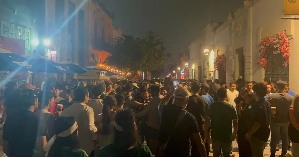 La Copa del Mundo ha revitalizado el icónico Barrio Antiguo de Monterrey, atrayendo a miles de visitantes.
