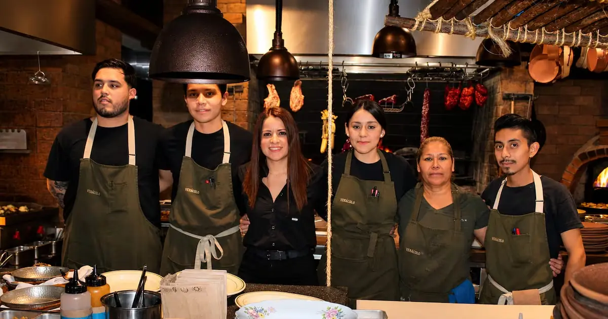La Cámara de Restaurantes advierte sobre sanciones por no tener licencias para transmitir el Mundial.