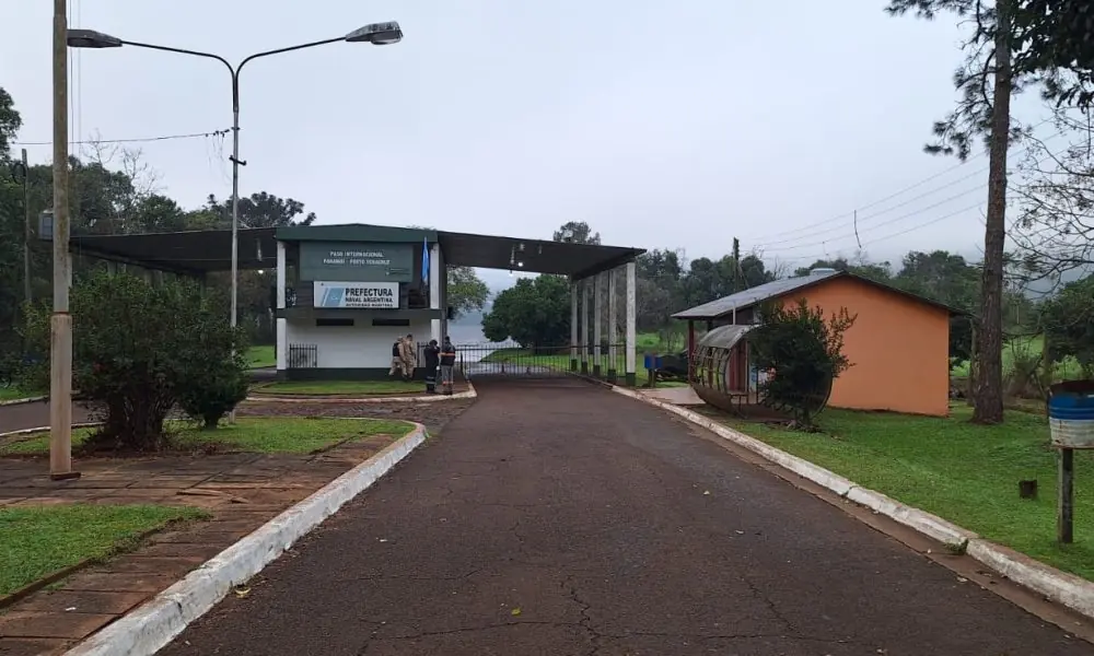 Los pasos San Javier y Panambí permanecen cerrados por inundaciones tras intensas lluvias en la región.