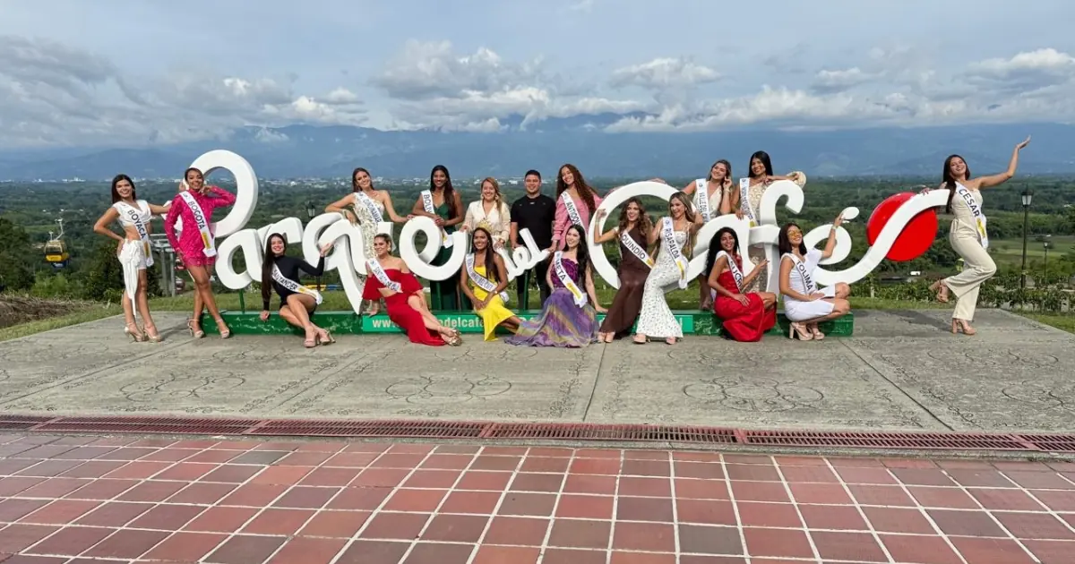 La velada de elección y coronación se llevará a cabo este domingo en Calarcá, destacando la cultura cafetera colombiana.