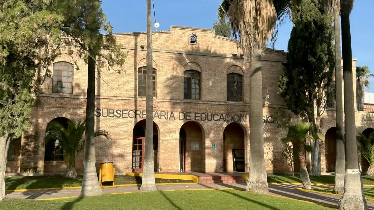 Familias de Coahuila pueden verificar la escuela asignada a sus hijos para el próximo ciclo escolar.
