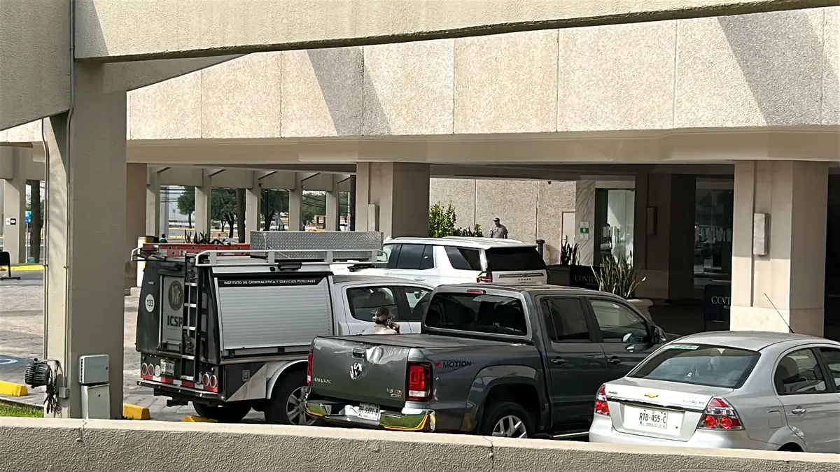 Un hombre de 40 años fue arrestado tras un incidente en un hotel local, lo que genera inquietud en la comunidad.
