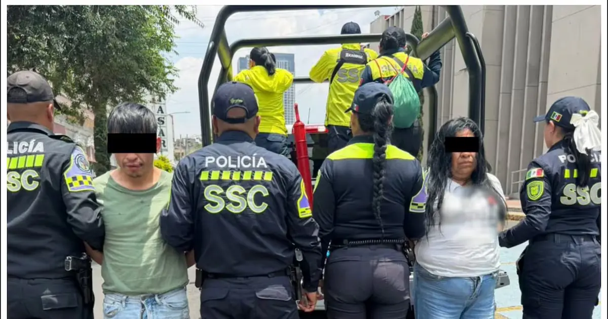 Dos personas fueron arrestadas por presunto robo de teléfonos durante el evento en el Zócalo de la Ciudad de México.