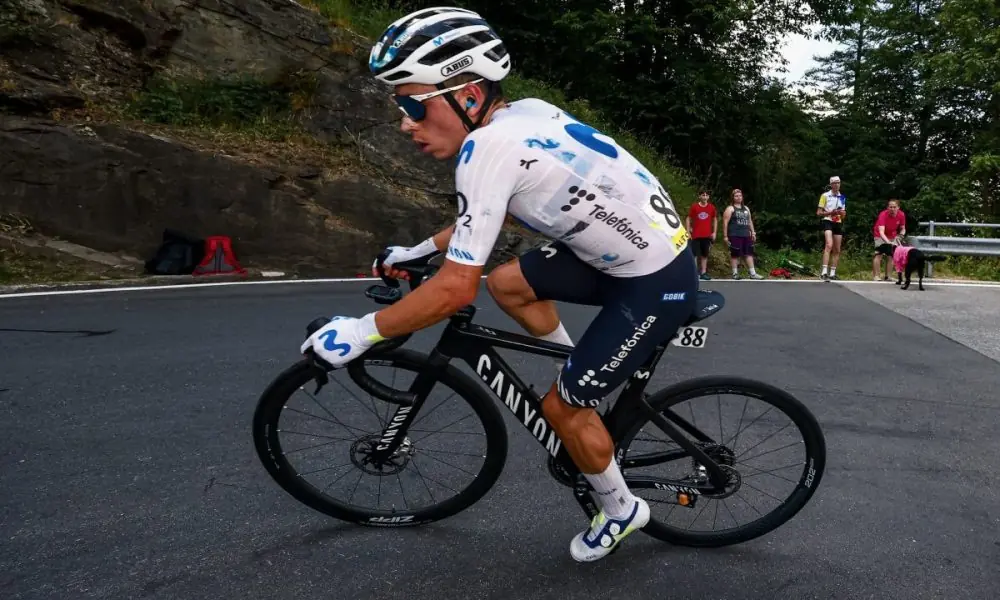 El ciclista colombiano es parte de la alineación del Movistar Team para la carrera más importante del ciclismo.