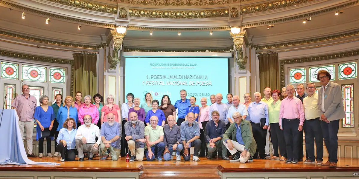 Este evento cultural destaca la importancia de la concienciación sobre la salud urológica masculina.