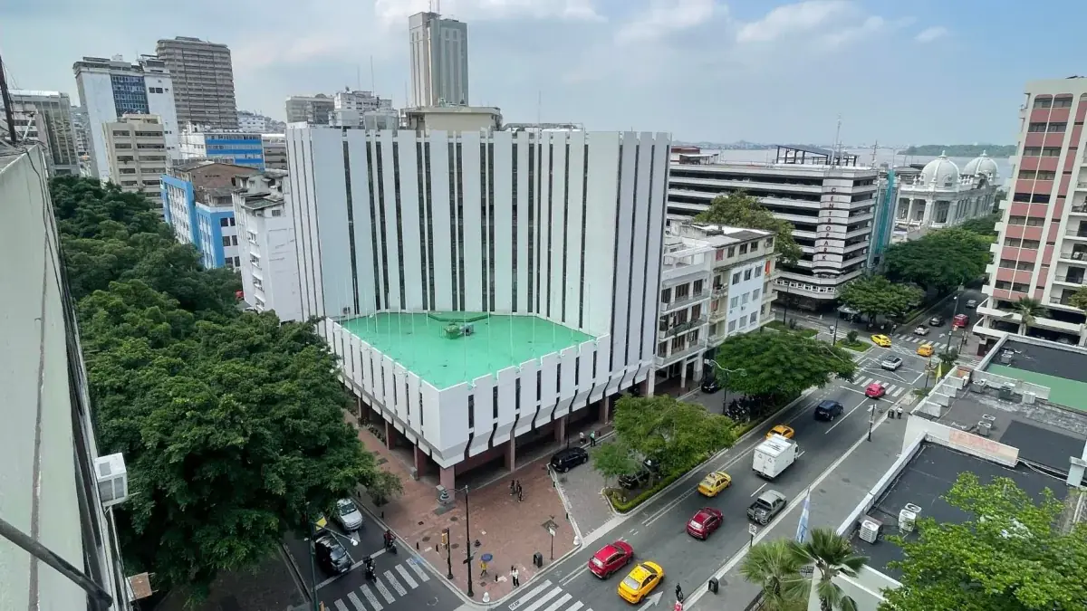 La desaparición de emblemáticos hoteles afecta la identidad turística de la ciudad.
