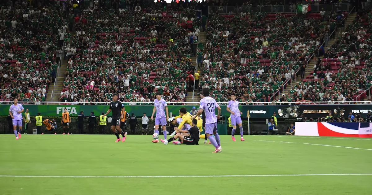 La selección mexicana aprovechó un grave error del guardameta rival para adelantarse en el partido contra Corea del Sur en el Mundial 2026.