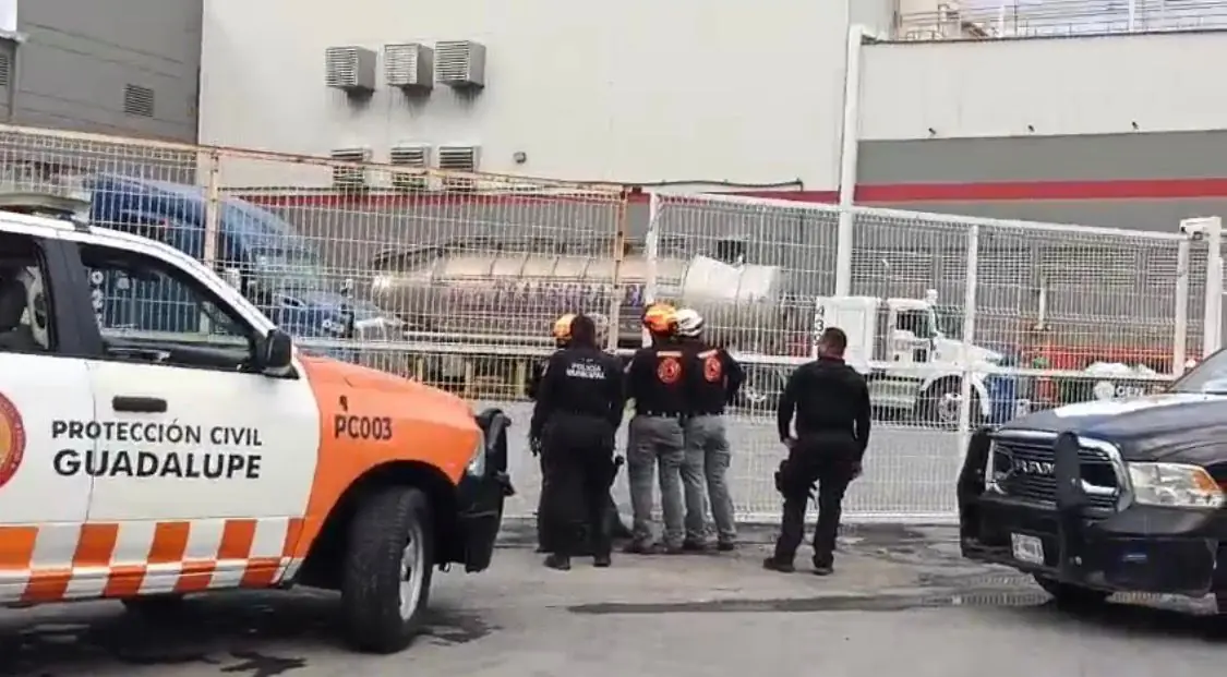 Un joven de 25 años murió en un accidente laboral en Nuevo León, generando preocupación por la seguridad en el trabajo.