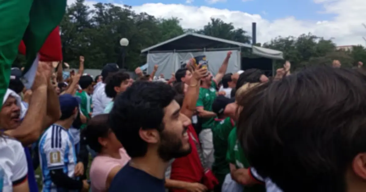 Robos y venta de boletos falsos son las principales denuncias en el Fan Fest y el Estadio Monterrey.