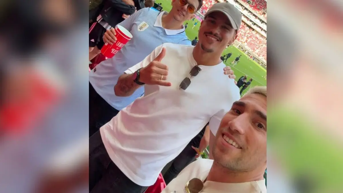 Los jugadores de Tigres observan la eliminación de Uruguay en el Mundial 2026.