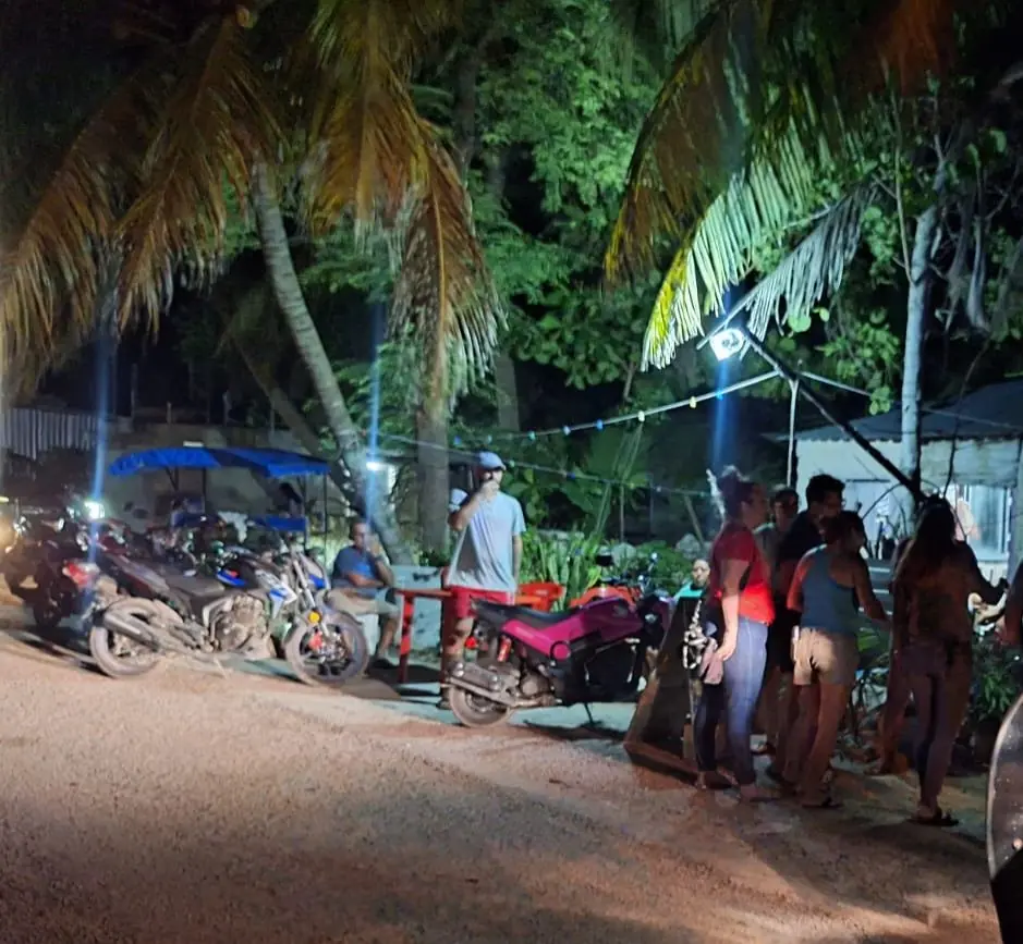 Un hombre resultó herido al intentar recuperar un compresor en Dzilam de Bravo, generando preocupación por la violencia en la zona.