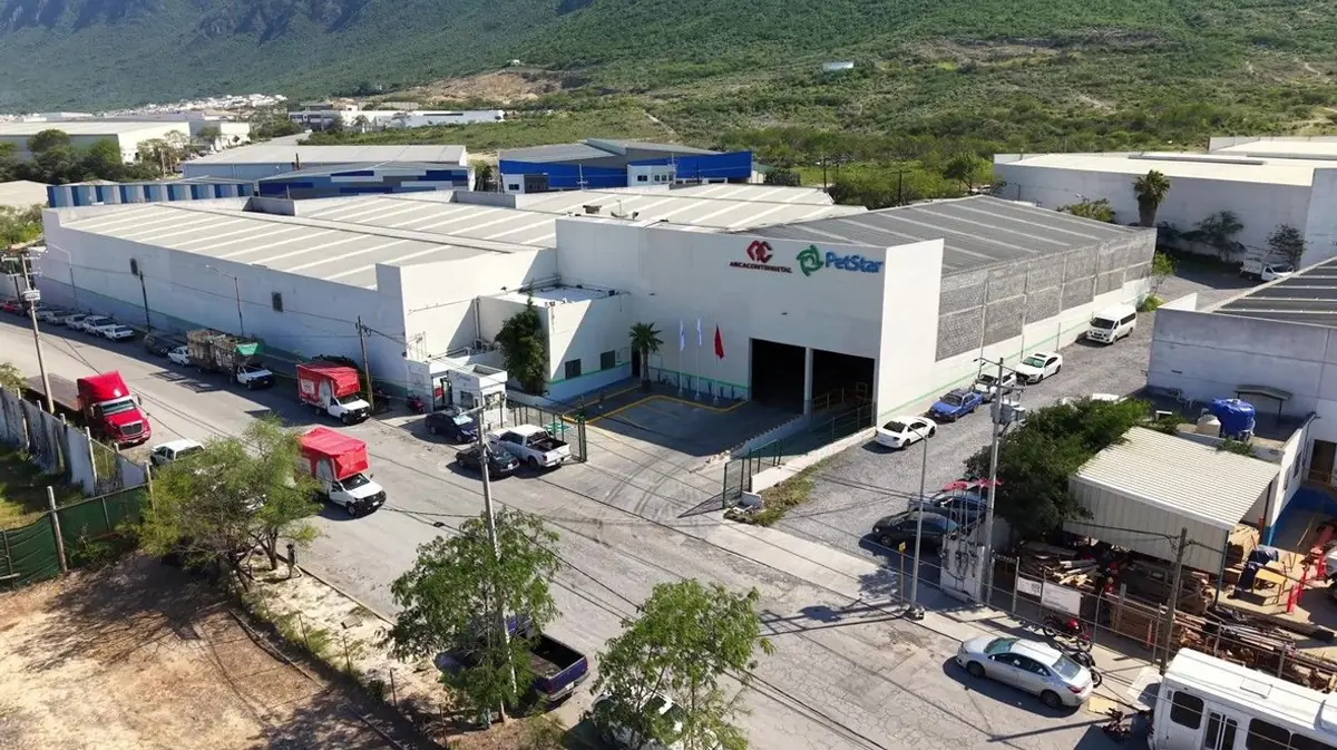 Esta nueva instalación promueve la economía circular y el reciclaje de PET en Nuevo León.