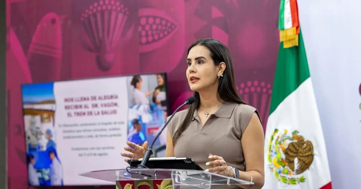 La gobernadora de Colima generó controversia sobre el uso de un crédito hipotecario de 7.8 millones.