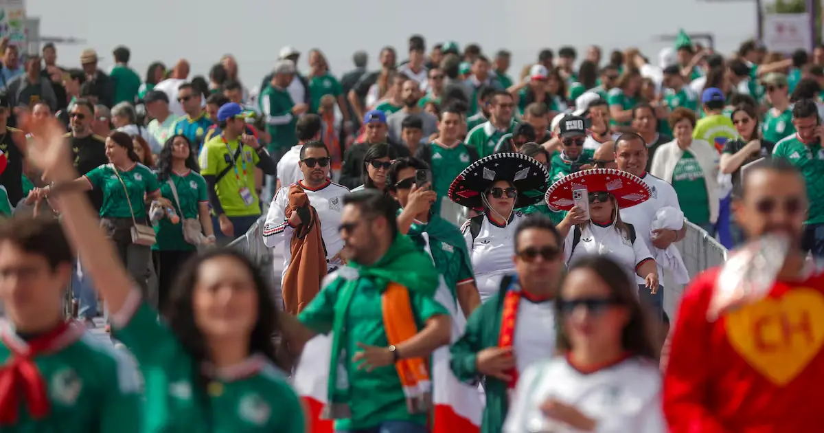 Ciudadanos intervienen y evitan hurto en medio de la euforia futbolística.