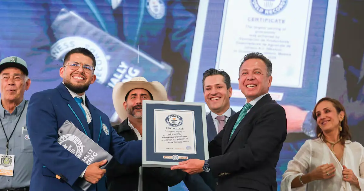 La hazaña resalta la fortaleza agroalimentaria de Jalisco y su producción de aguacate.