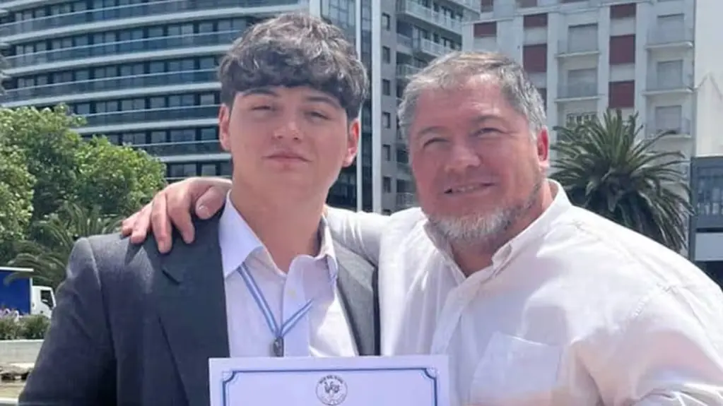 Thiago Vera, de 19 años, permanece crítico tras un accidente de colectivo que dejó una víctima fatal.