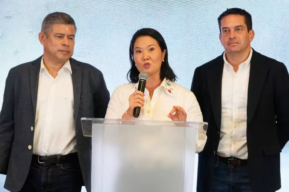 La candidata de Fuerza Popular pide calma y espera el conteo oficial tras un reñido balotaje.
