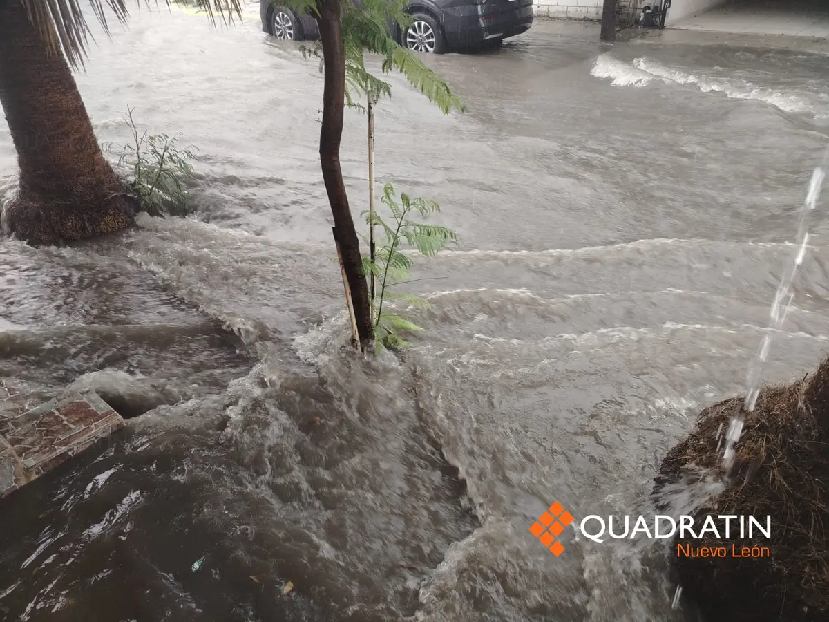 Las precipitaciones generaron encharcamientos y complicaciones en la movilidad de los ciudadanos.