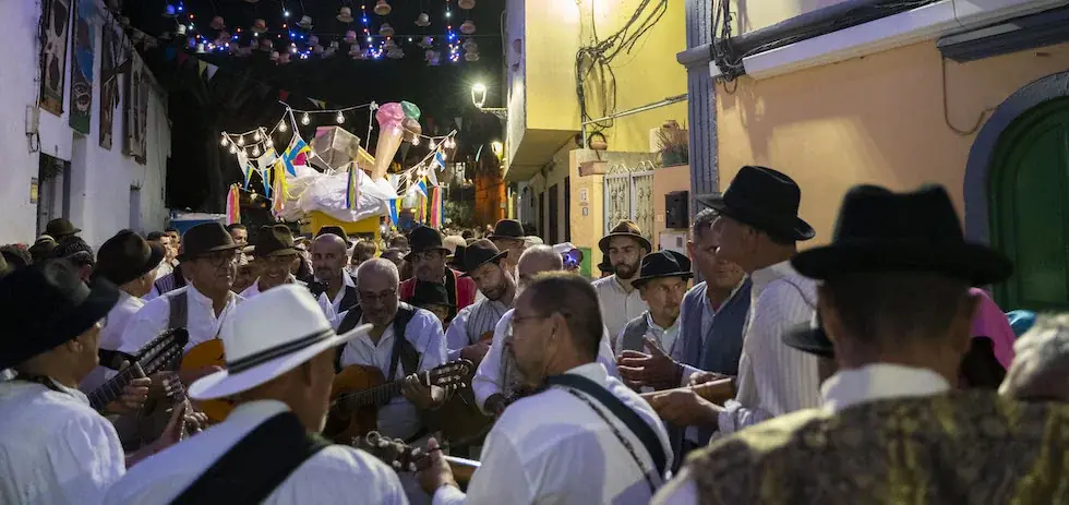 La celebración destaca por su rica tradición y actividades culturales en honor al santo.