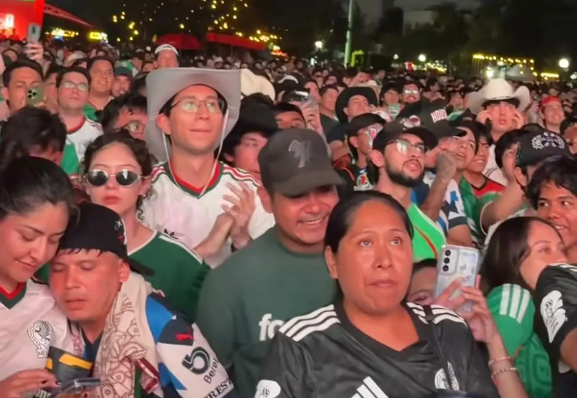 La inauguración del FIFA Fan Fest une a aficionados en un ambiente festivo en Monterrey.