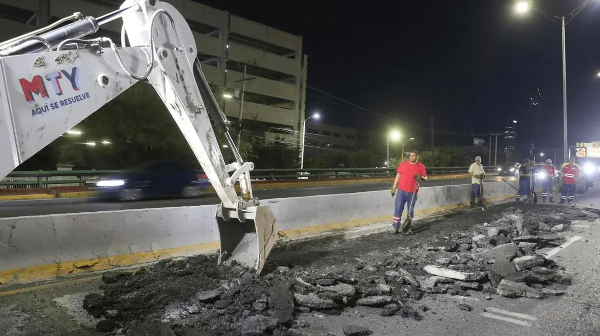 Se reparan baches en Gonzalitos y Madero para mejorar la seguridad vial.