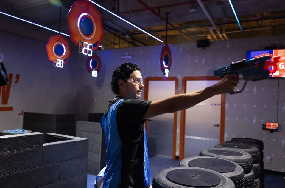 NERF AX ofrece experiencias inmersivas con juegos y retos para todas las edades.