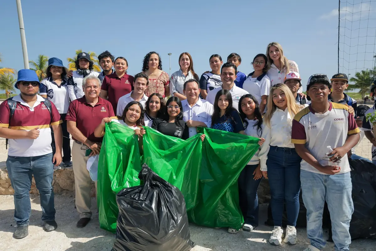 La jornada de limpieza promovió la conciencia ambiental y la participación ciudadana en el cuidado de recursos naturales.