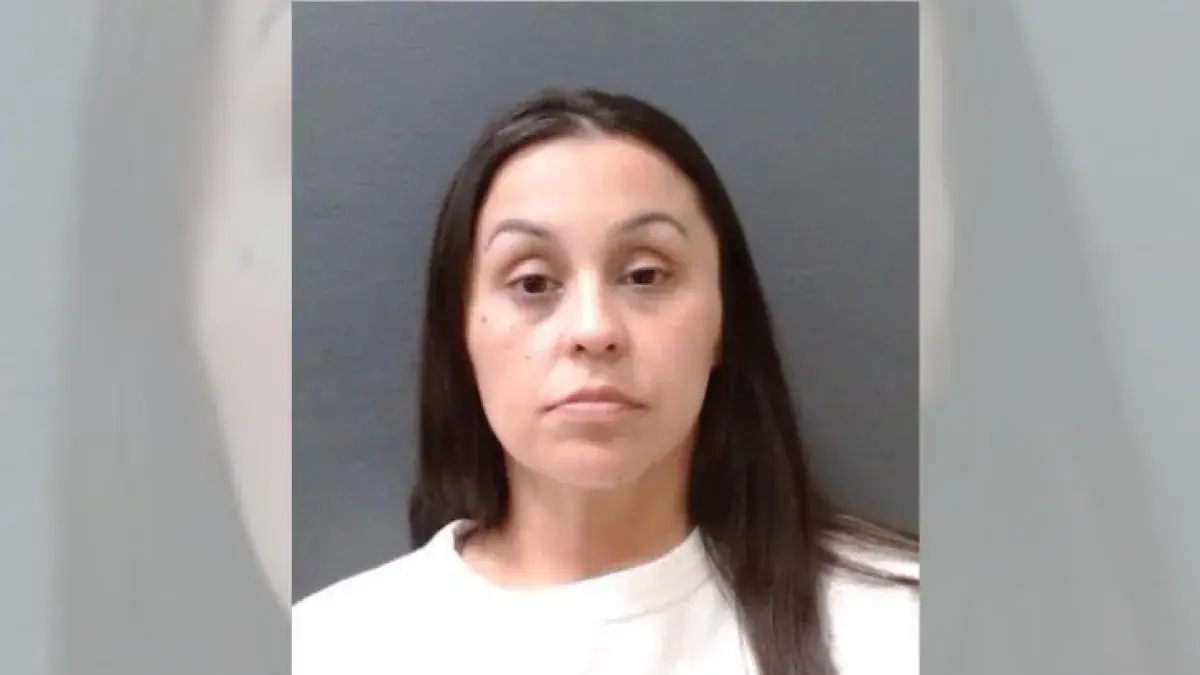 Melissa Gayle Escobedo se declaró culpable de posesión con intención de distribuir drogas en Texas.