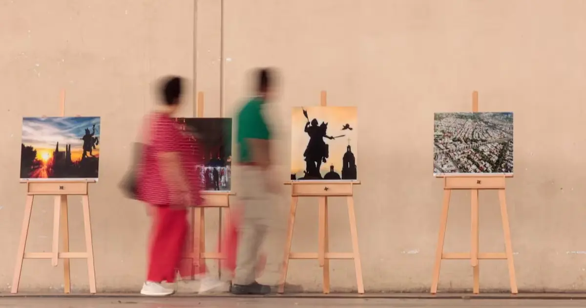 La exposición busca fortalecer la cultura y el arte en los mercados municipales.