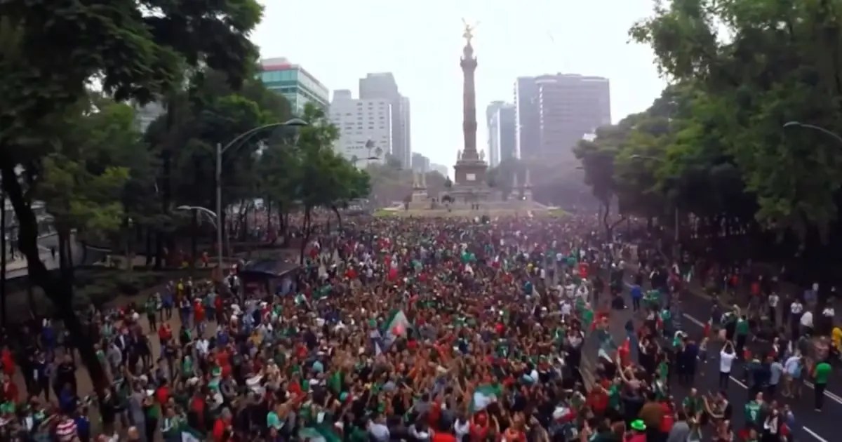 La victoria de la selección mexicana sobre Sudáfrica desató jubilo y cierres en la Ciudad de México.