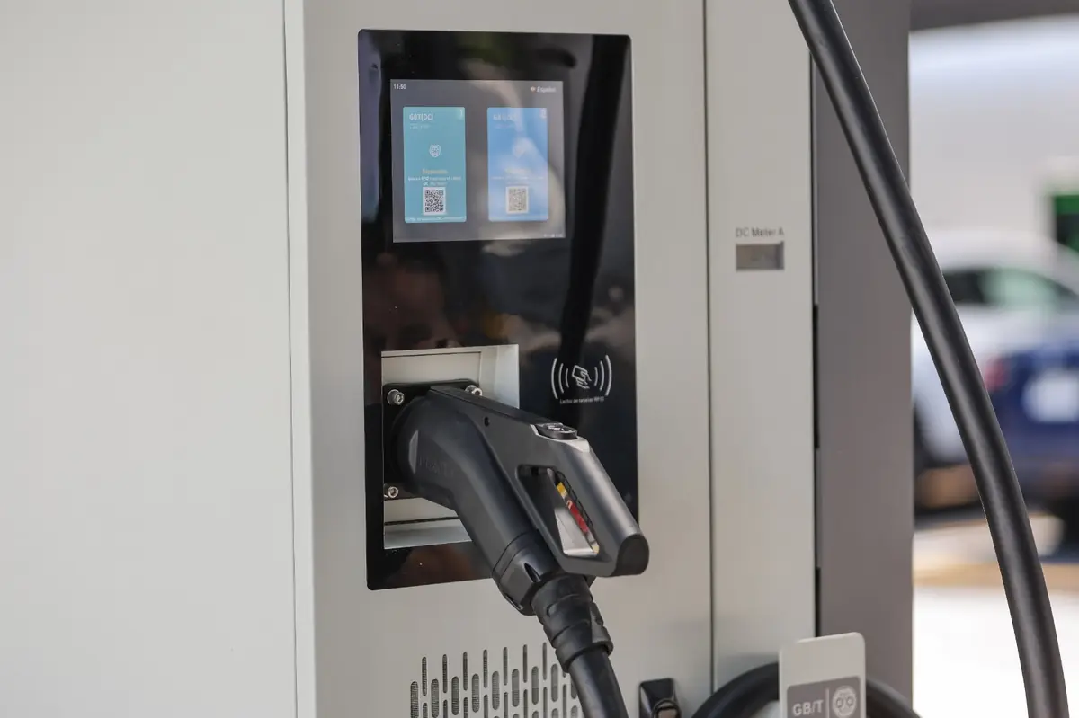 Esta infraestructura busca fomentar la movilidad sustentable y mejorar la red de carga en la entidad.