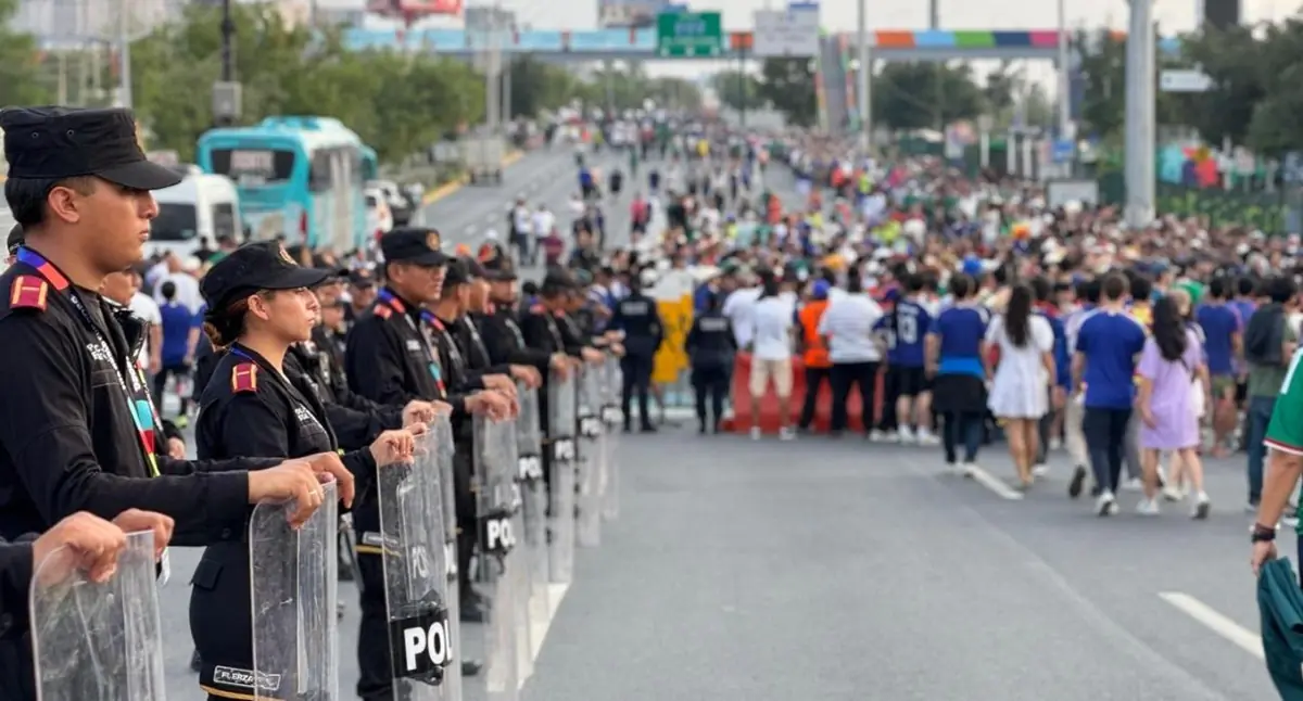 La seguridad se reforzó en Monterrey durante el histórico evento deportivo, garantizando la tranquilidad de los asistentes.