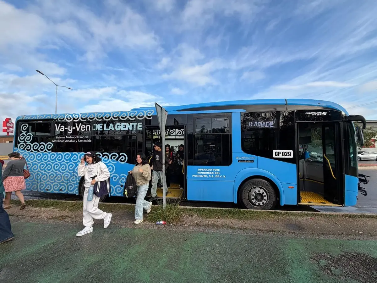 La Agencia de Transporte de Yucatán salda deuda parcial tras protesta de transportistas.