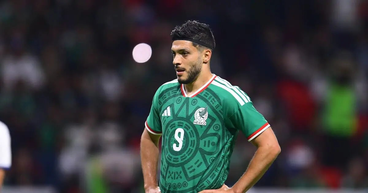 Las negociaciones avanzan para que el delantero continúe su carrera en Europa tras el Mundial.