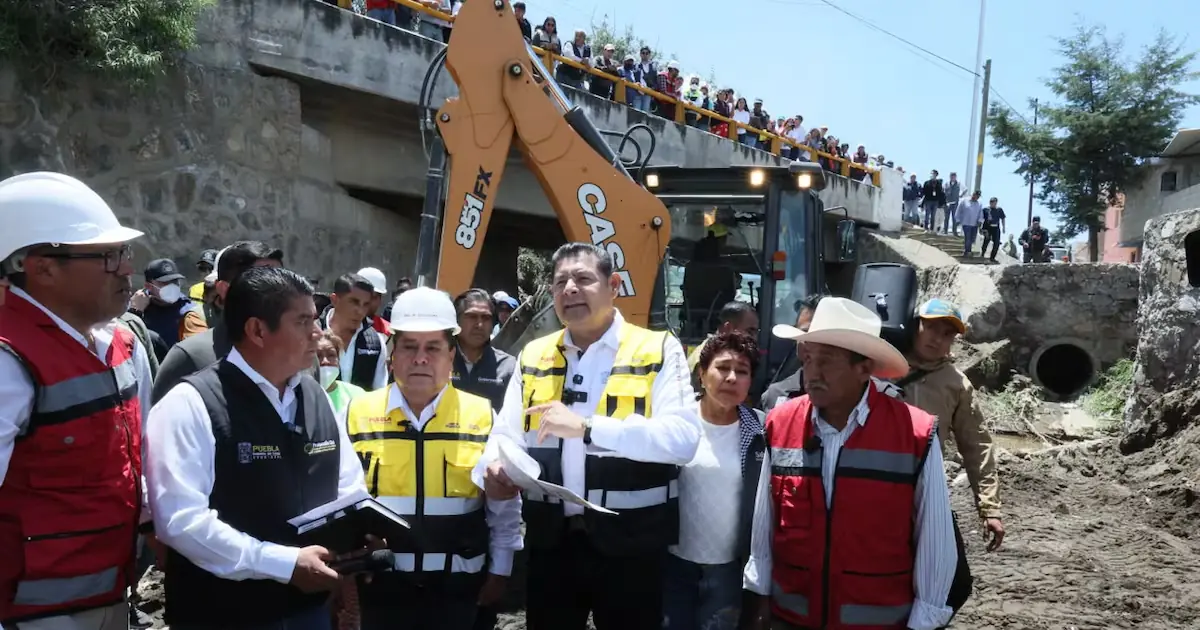 El gobierno estatal brindará apoyo económico y reubicará hogares tras inundaciones en Ciudad Serdán.