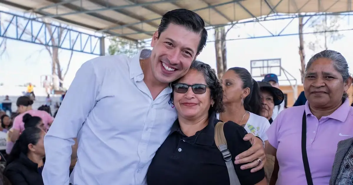 El presidente municipal de El Marqués, Rodrigo Monsalvo, impulsa la participación y bienestar de jefas de familia.