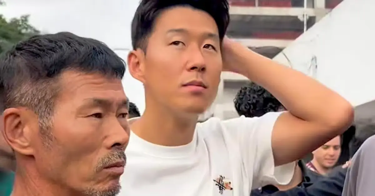 El capitán de Corea del Sur se relaja antes de enfrentar a México en la Copa Mundial 2026.