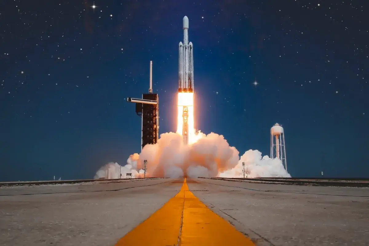 La salida a bolsa de SpaceX beneficia el futuro financiero de muchos empleados.